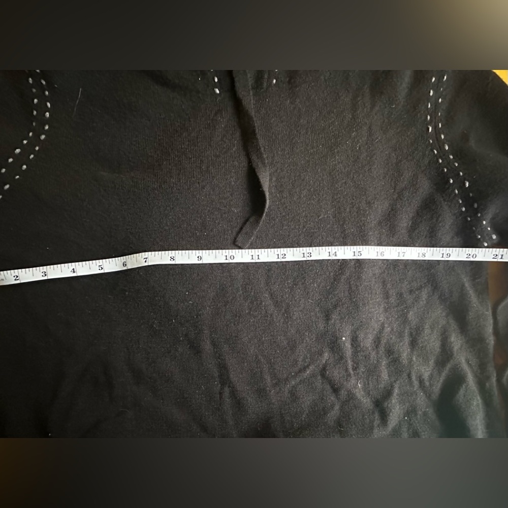 Women’s cashmere hoodie - Picture 6 of 6